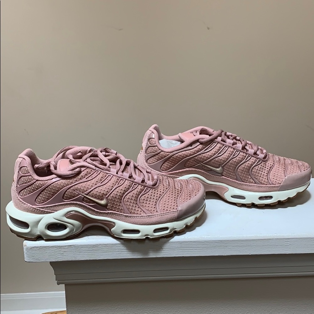 Nike air